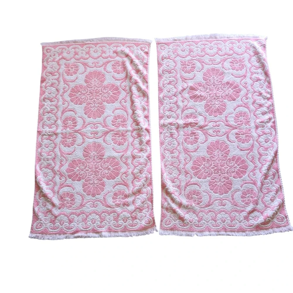 Vintage 60s Fieldcrest Bath Towel Pink Sculpted Fringe MCM Set of 2 USA
